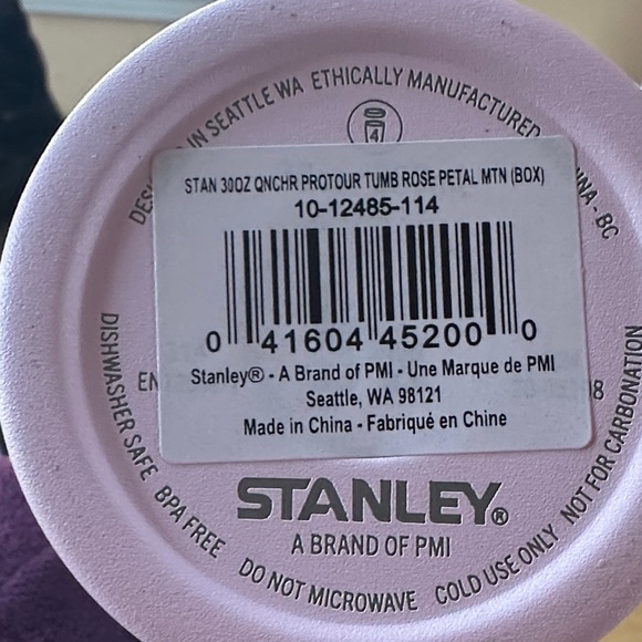 Stanley 30 oz. Pink and Purple Ombre Tumbler never used - Picture 6 of 8